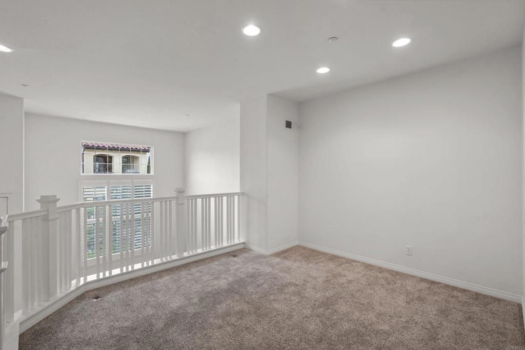 4372 Pacifica Way 2