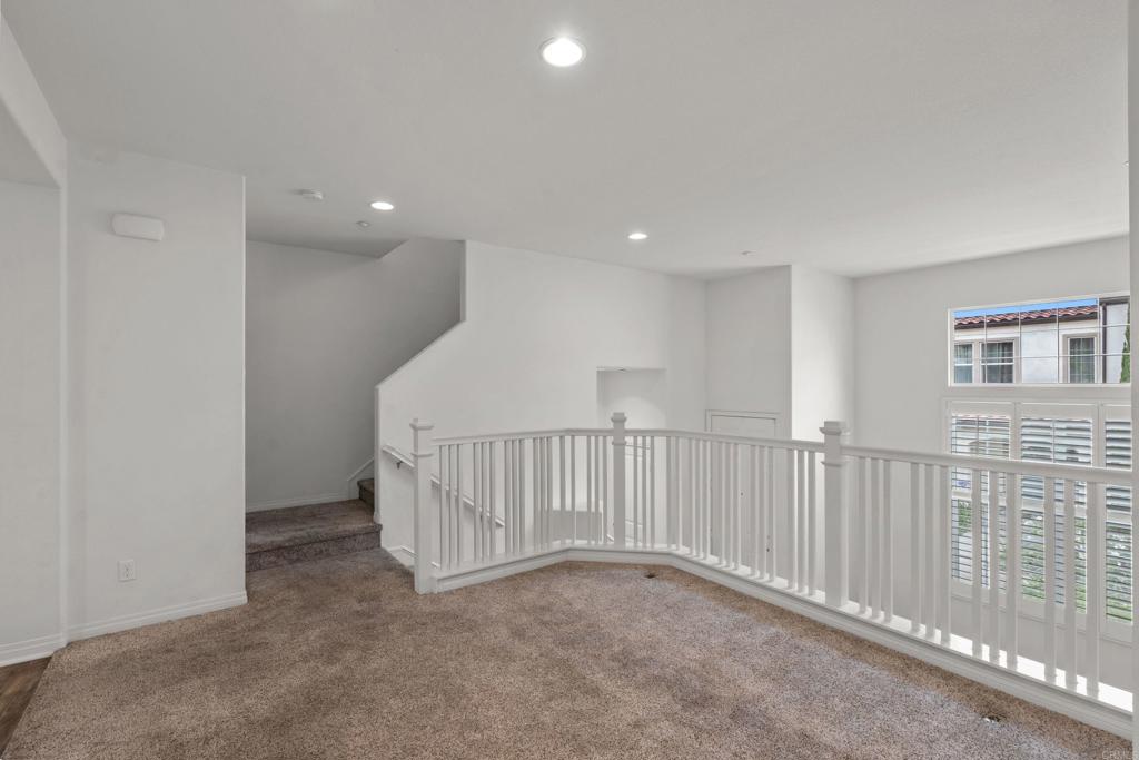 4372 Pacifica Way 2