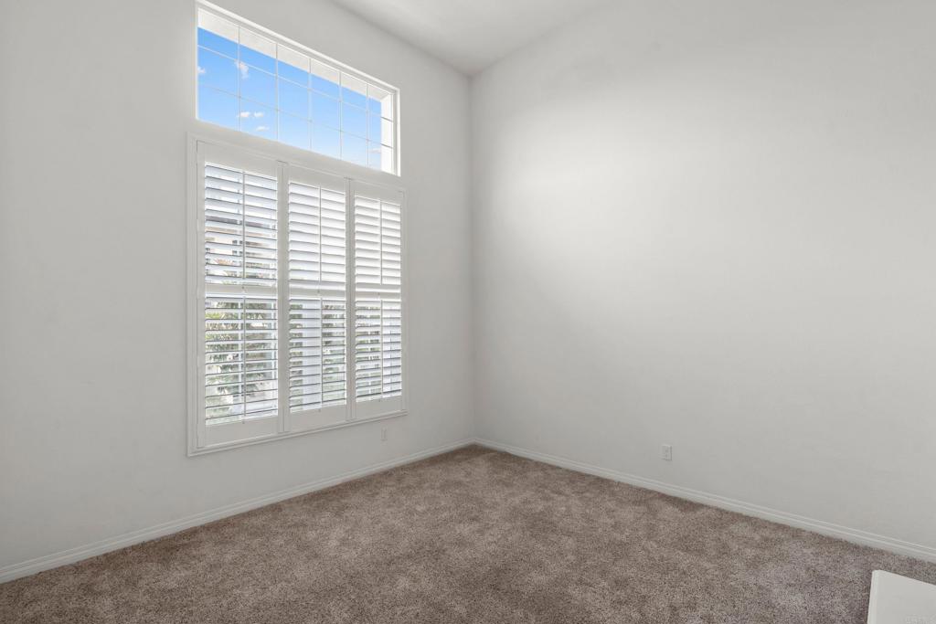 4372 Pacifica Way 2