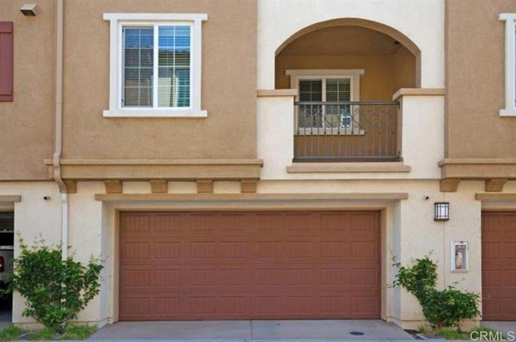 4372 Pacifica Way 2