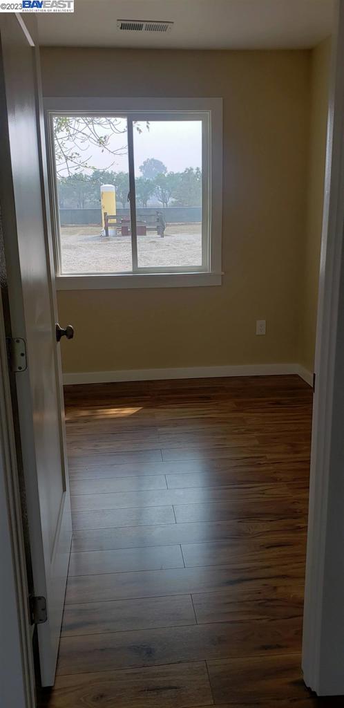 OAKLEY - Residential