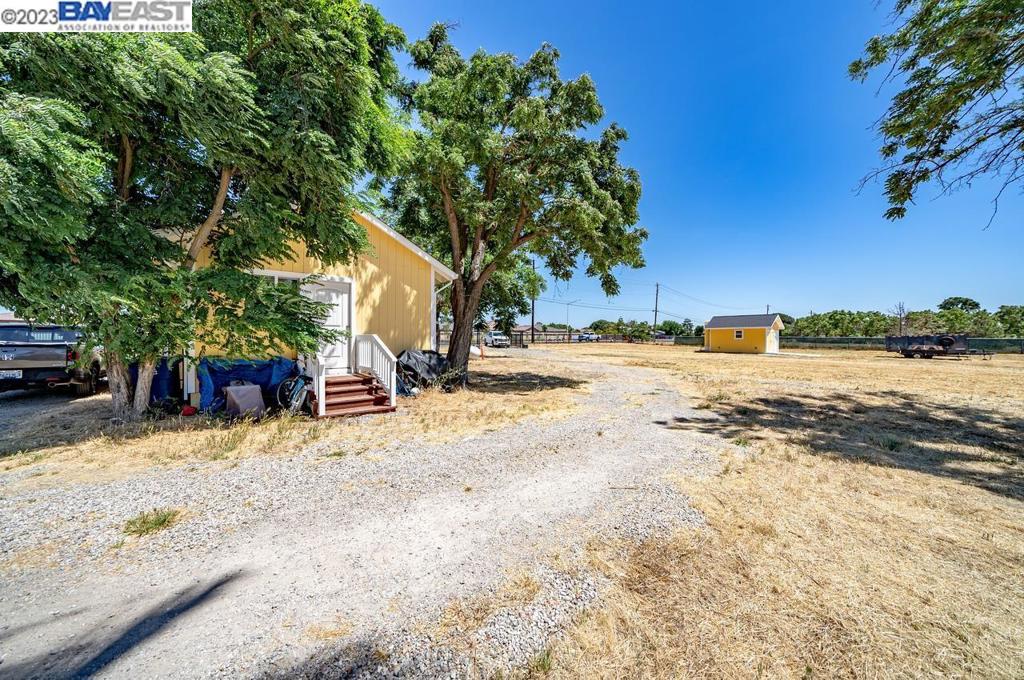 OAKLEY - Residential