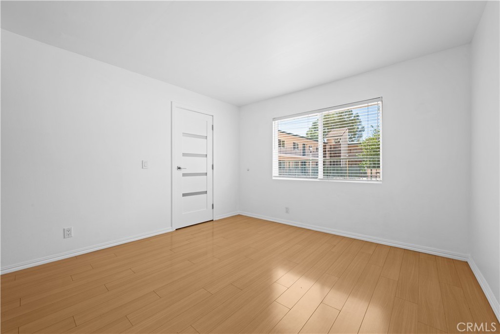 2940 N Verdugo Road 214