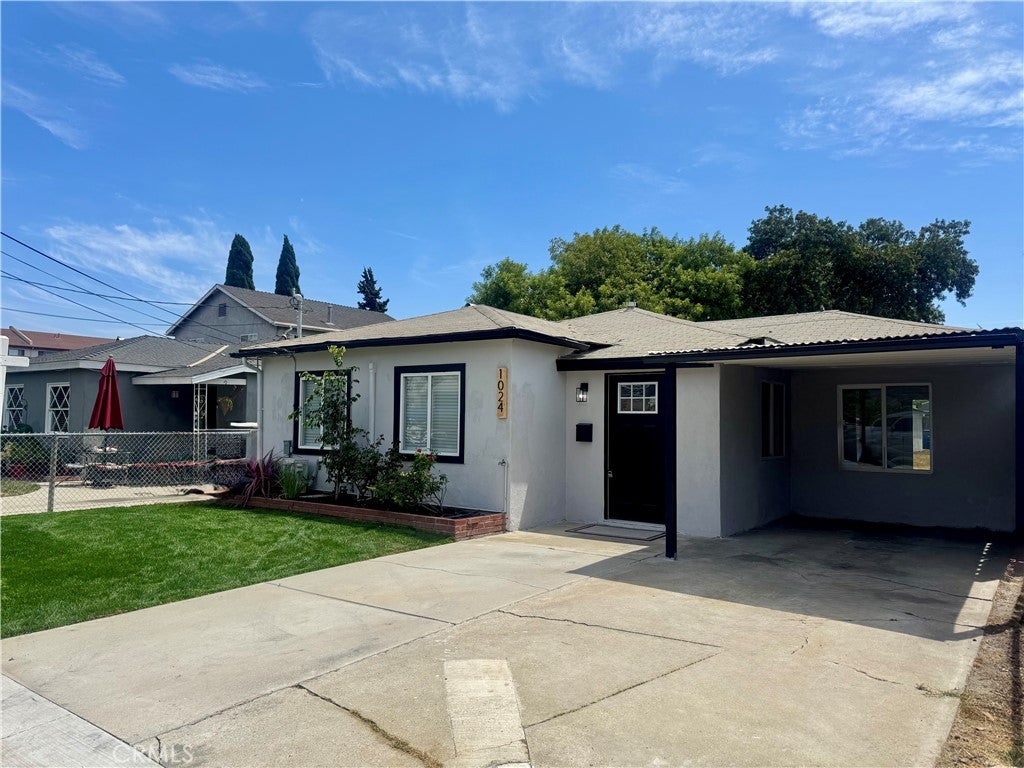 1024 W 220th