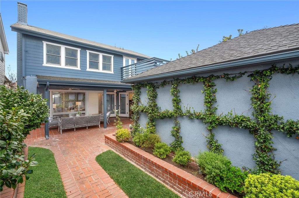 418 Belvue Lane
