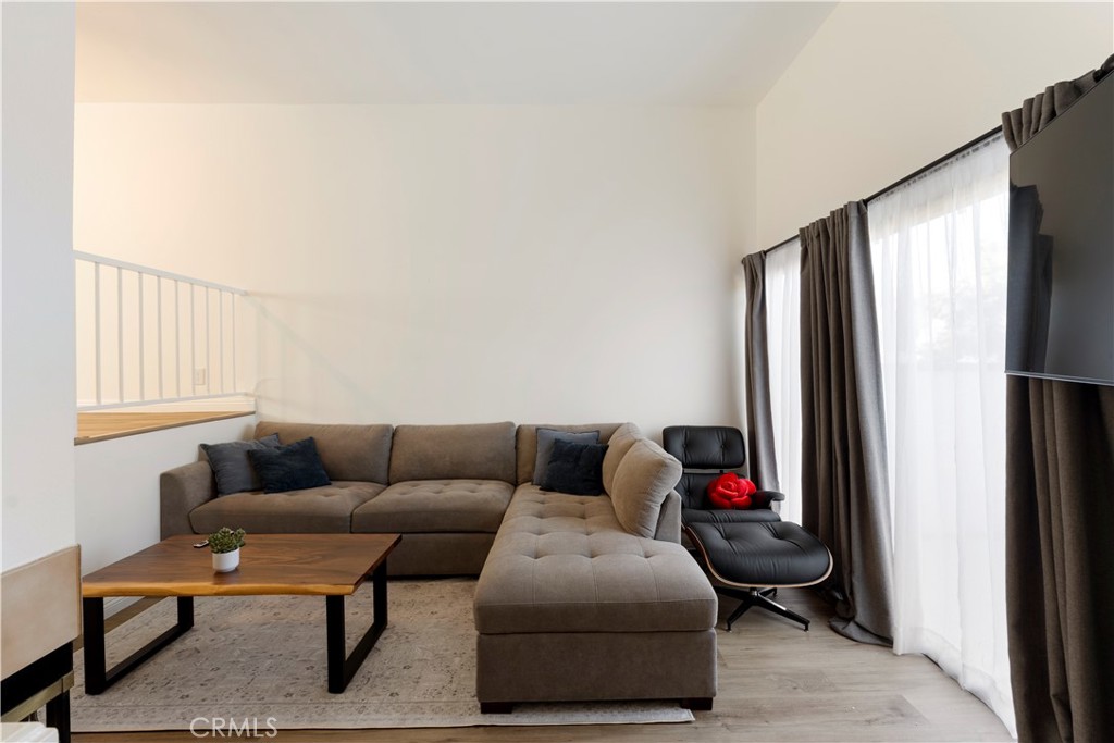Tres Robles (TRES) - Residential