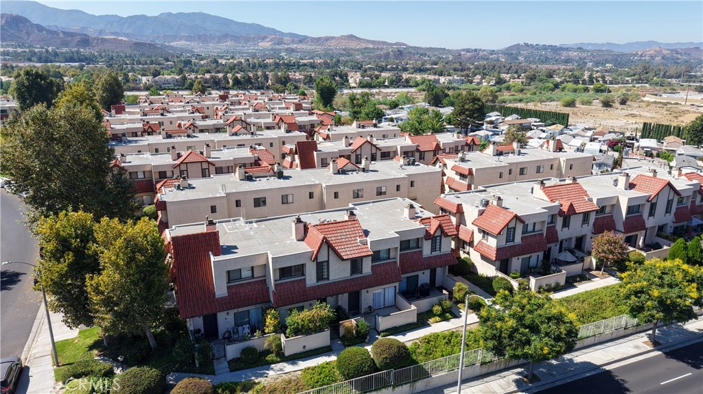 Tres Robles (TRES) - Residential