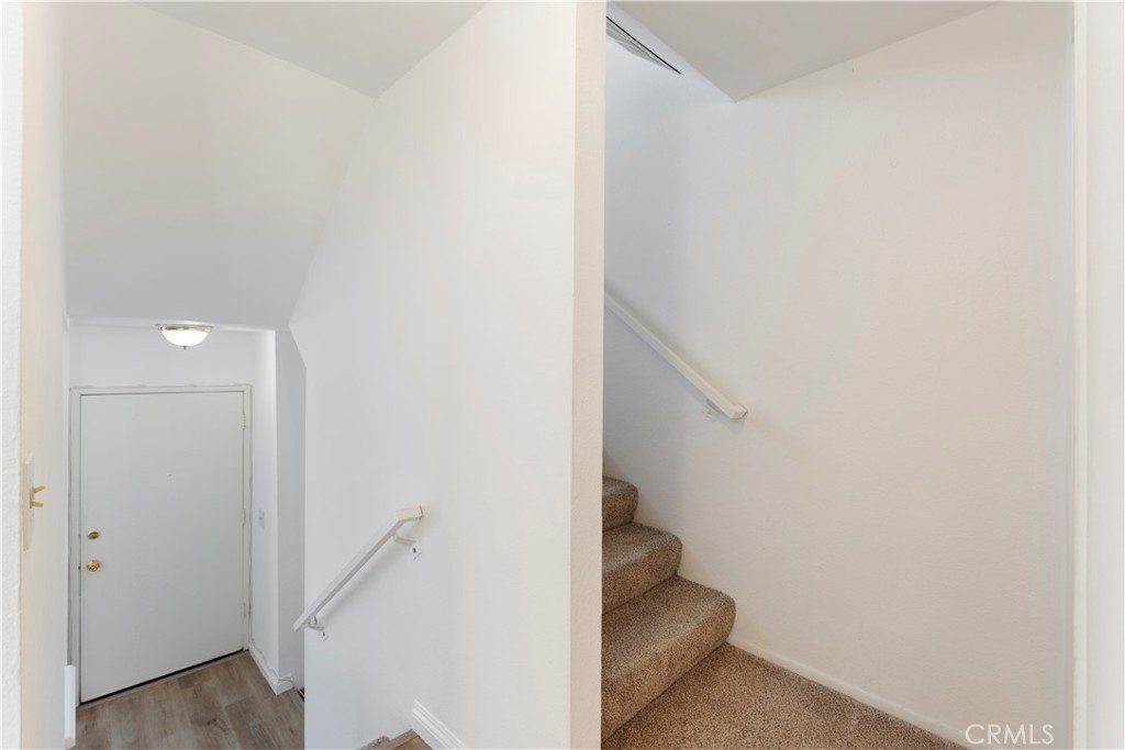 Tres Robles (TRES) - Residential