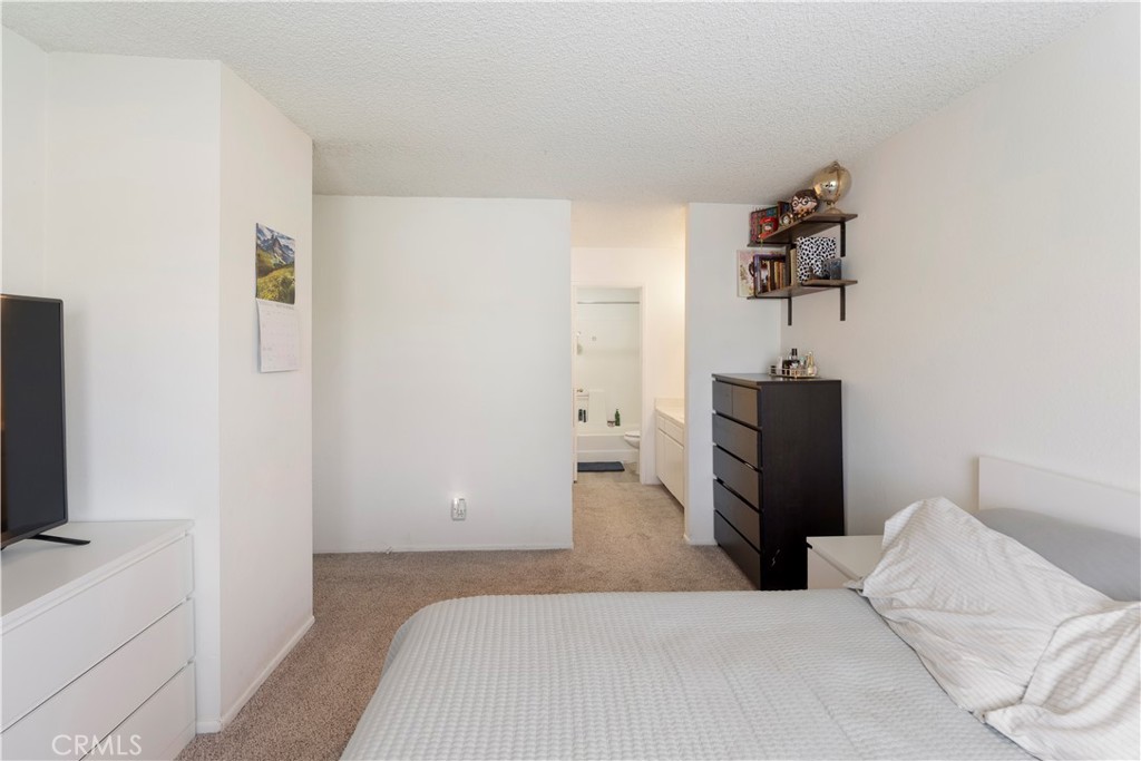 Tres Robles (TRES) - Residential