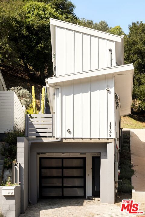 Photo of 1125 N Beverly Glen Boulevard, Los Angeles, CA 90077 (MLS # 26994223)