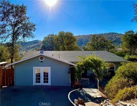 Photo of 5117 Terrace View LN, Mariposa, CA 95338 (MLS # MP26227502)