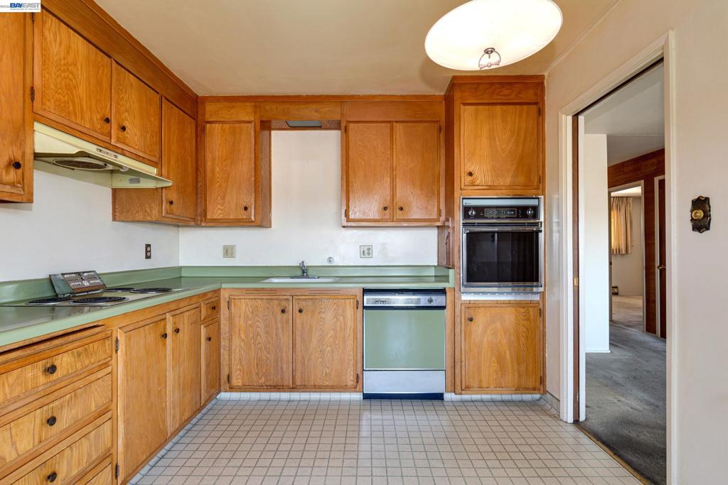 339 Broadway 307