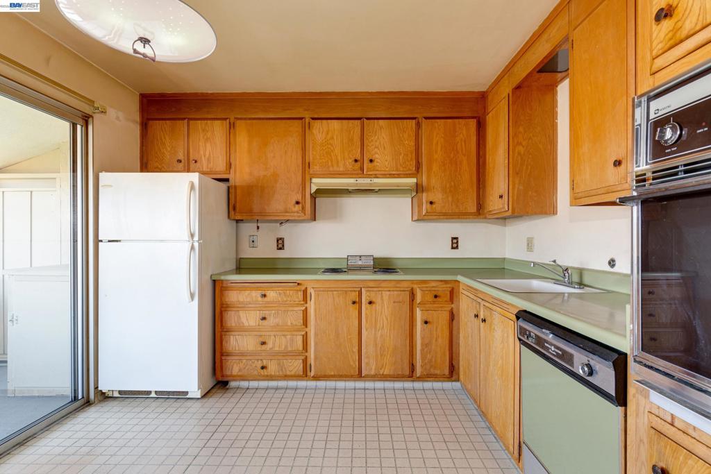 339 Broadway 307