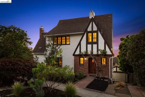 Photo of 758 Spruce St St, Berkeley, CA 94707 (MLS # 41127847)