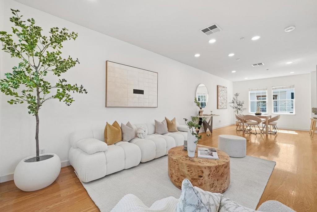 581 Monterey Terrace