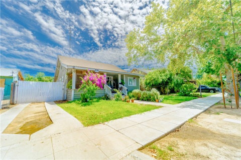 Photo of 632 N College AVE, Fresno, CA 93728 (MLS # DW26164032)
