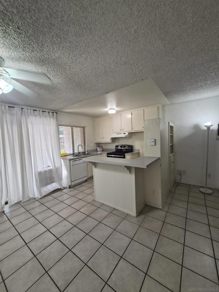 7835 Cowles Mtn B10