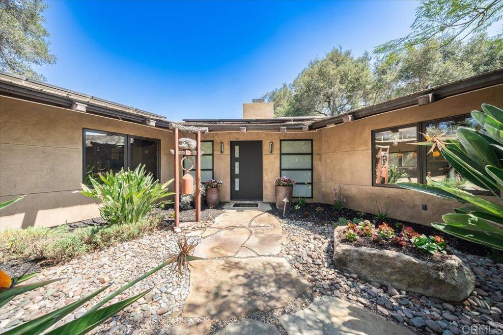 16285 Oak Creek Trail