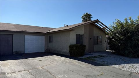 1835 Pueblo Hemet CA 92545