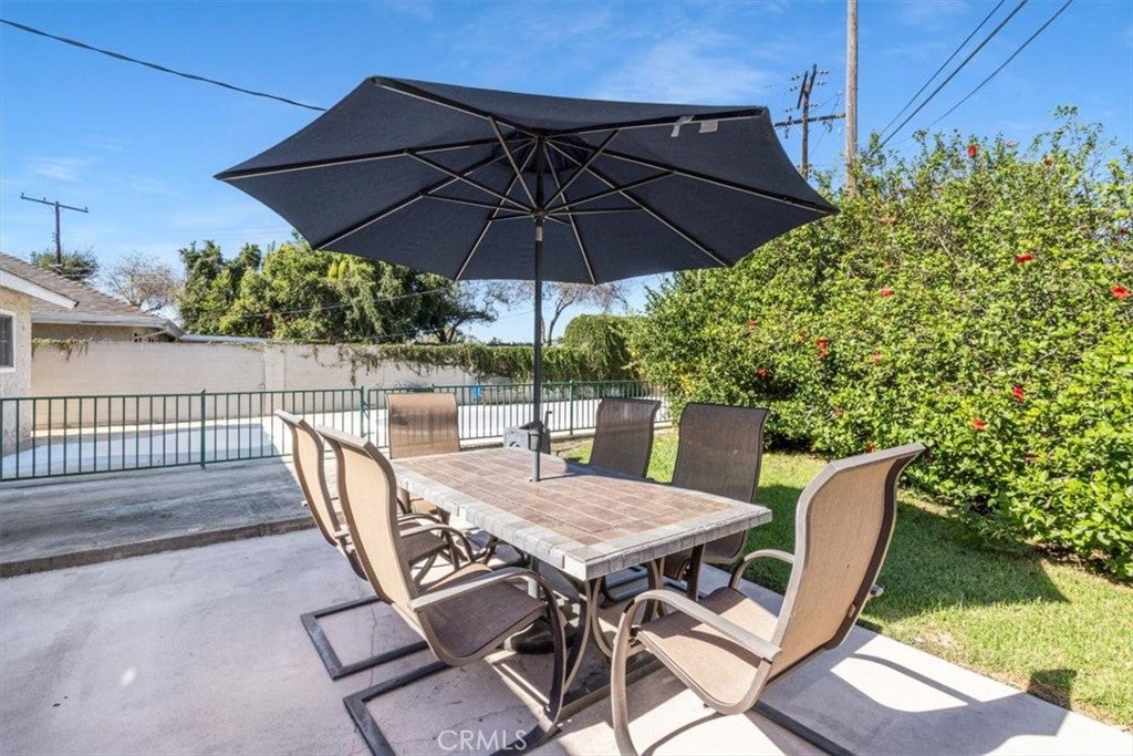 702 S Arapaho