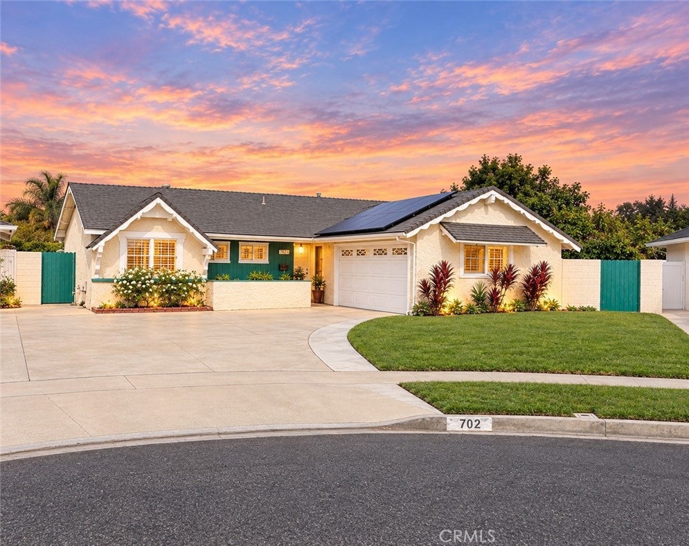 702 S Arapaho
