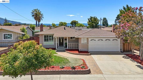 Photo of 1435 Bouret Dr DR, San Jose, CA 95118 (MLS # 41141926)