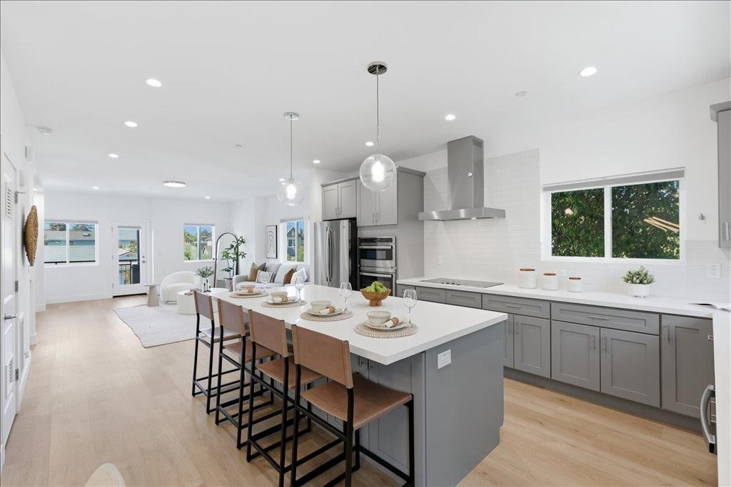 Properties 1 Sierra Vista Avenue