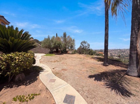 Tiny photo for 30181 Via Maria Elena, Bonsall, CA 92003 (MLS # 260017813SD)