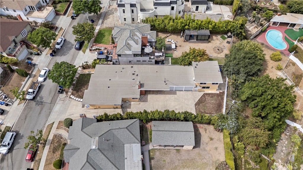 Properties 1 5126 Marvale