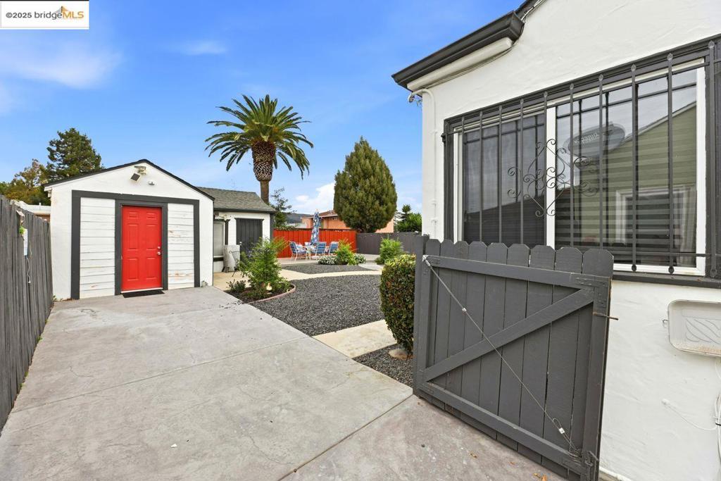 MAXWELL  PARK - Residential