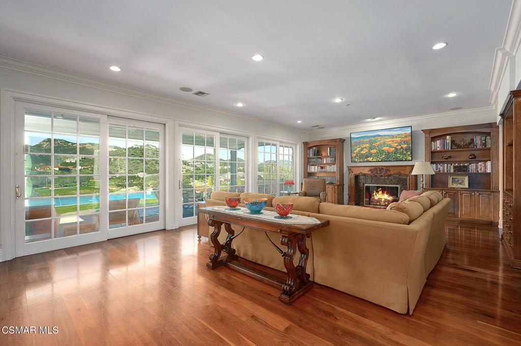 Lake Sherwood-762 - 762 - Residential