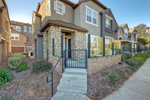 Photo of 1921 Bassett Ln Ln, Santee, CA 92071 (MLS # 260002495SD)