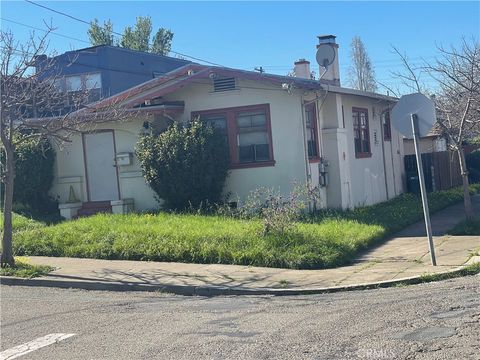 3151 Texas Oakland CA 94602