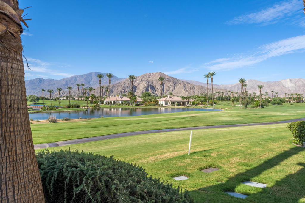 Mountain View CC - Residential Lease