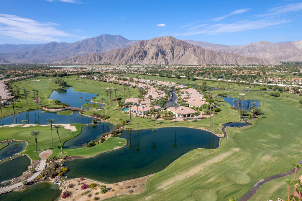 Mountain View CC - Residential Lease