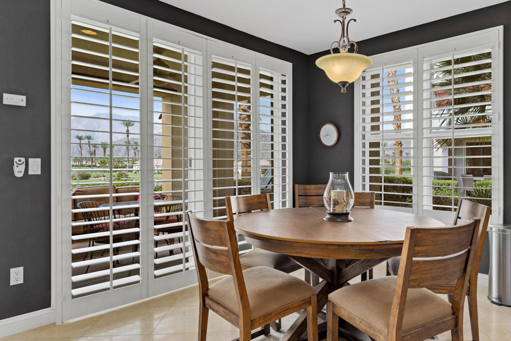 Mountain View CC - Residential Lease