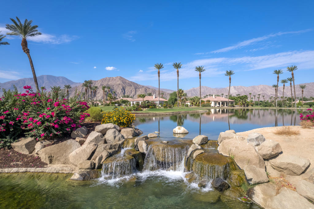Mountain View CC - Residential Lease