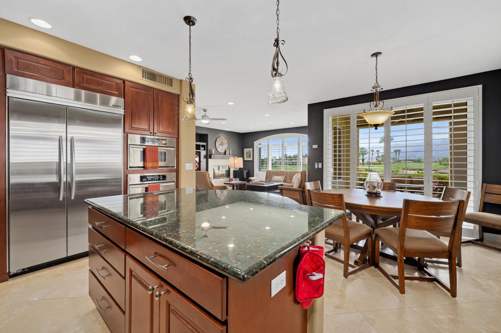 Mountain View CC - Residential Lease