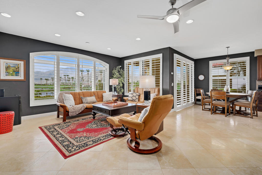 Mountain View CC - Residential Lease