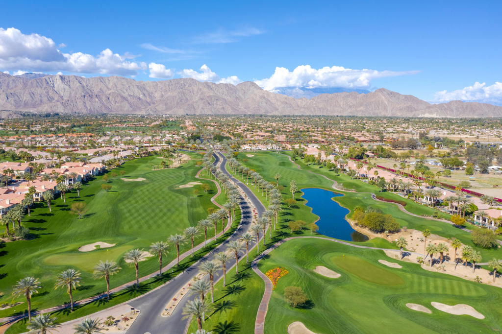 Mountain View CC - Residential Lease