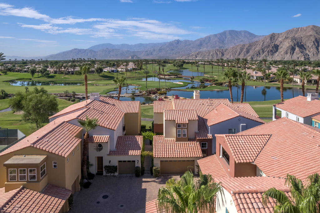 Mountain View CC - Residential Lease
