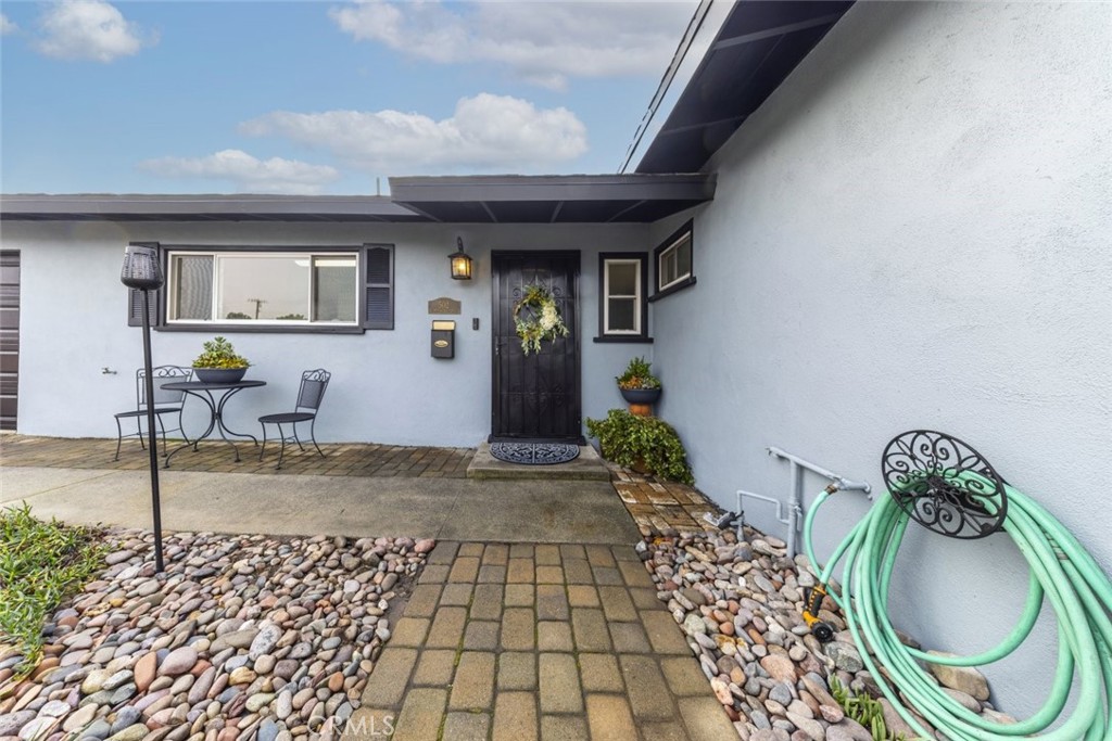 502 E Mauna Loa Avenue