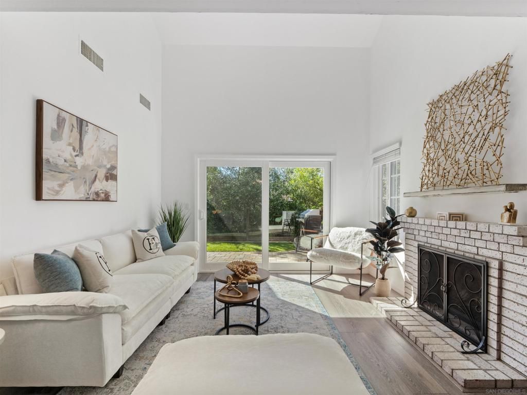 Photo of 2835 Hillsboro Ct Ct, Carlsbad, CA 92010 (MLS # 260007919SD)