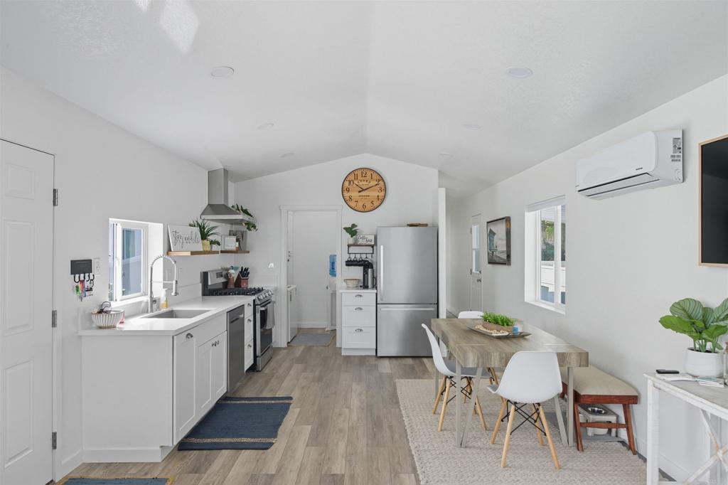 6550 Ponto Drive 14
