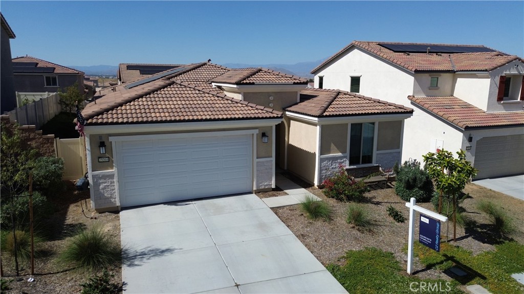 25344 Picket Range