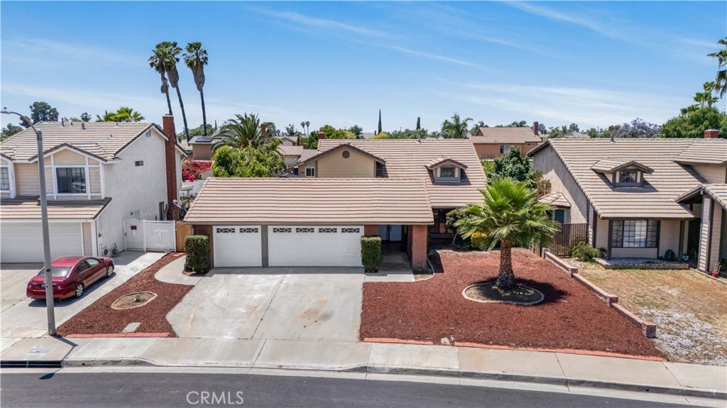 Welcome to 14225 Woodpark Drive, a beautifully remodeled 4-bedroom, 3-bathroom home located in a peaceful, family-friendly neighborhood of Moreno Valley. Freshly upgraded from top to bottom, this turn-key property is the perfect blend of modern comfort and everyday convenience.
Enjoy an open and functional floor plan filled with natural light, offering spacious living areas ideal for both relaxing and entertaining. Every inch of this home has been thoughtfully refreshed—all you have to do is move in and enjoy!
4 generously sized bedrooms, including a private primary suite. 3 fully remodeled bathrooms with contemporary finishes. Brand-new kitchen with quartz countertops, new cabinetry & stainless steel appliances. Bright, airy interior with new flooring, recessed lighting, and fresh paint. Private backyard, perfect for gatherings or quiet evenings. Walking distance to nearby shopping centers, restaurants, and daily conveniences. Attached garage plus driveway parking.
Whether you’re looking for your forever home or an upgraded space for your family, this one has it all: location, style, and convenience.
Don’t miss out—schedule your private showing today and come see what makes this home truly special!