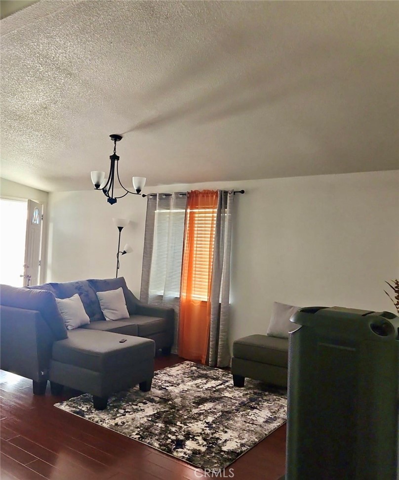 6545 Wilbur 6