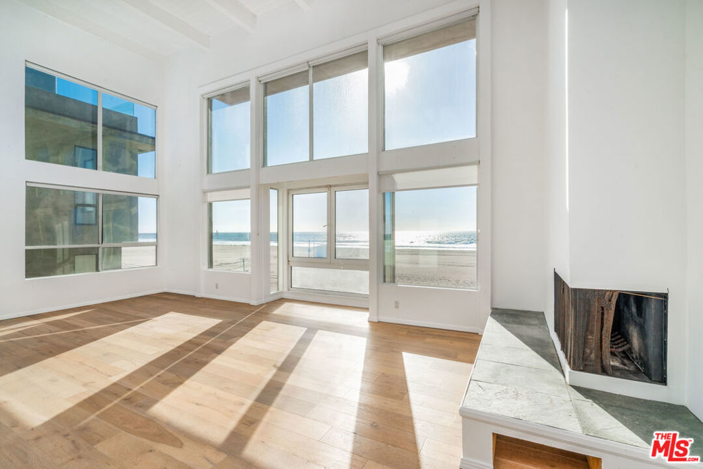 3711 Ocean Front 3