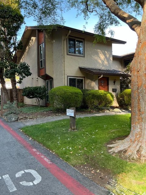 Photo of 1239 Oddstad Boulevard, Pacifica, CA 94044 (MLS # ML82044443)