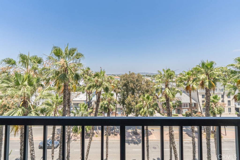 850 E Ocean Boulevard 613